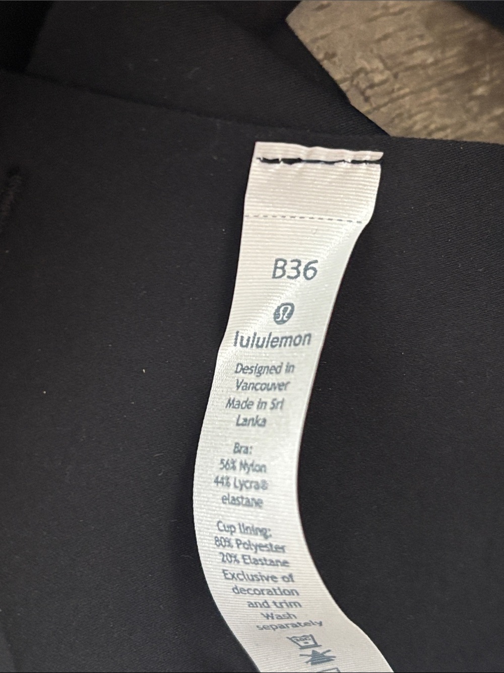 Lululemon Enlite Black Crisscross Back Sports Bra size 36B - Picture 6 of 9